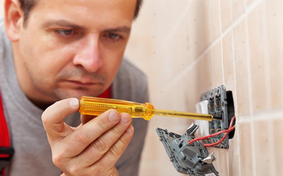 électricien urgence Versailles