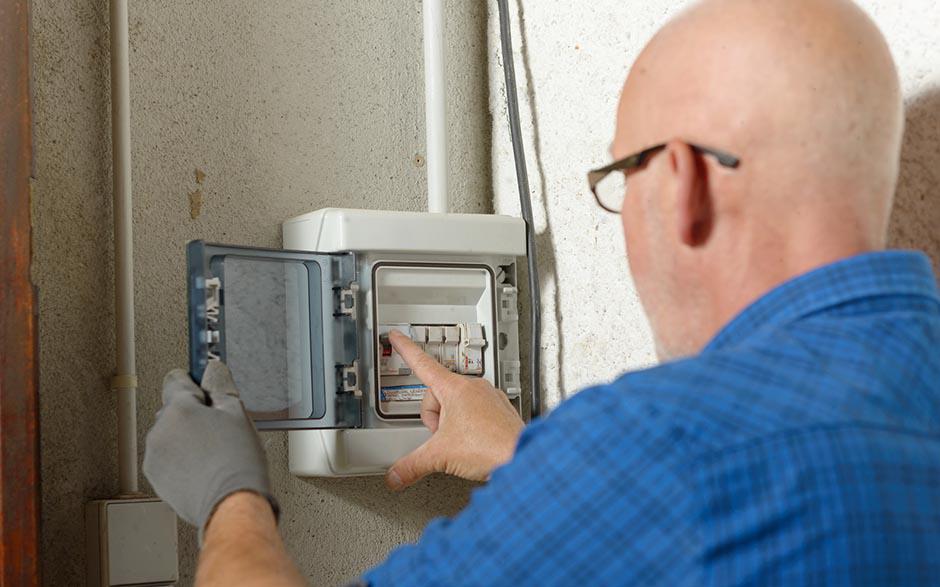 électricien urgence Versailles